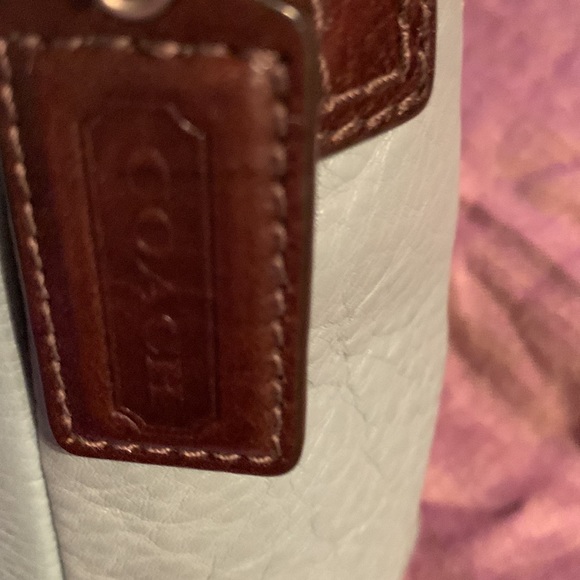 Super clean coach in a robins egg blue - Picture 7 of 11